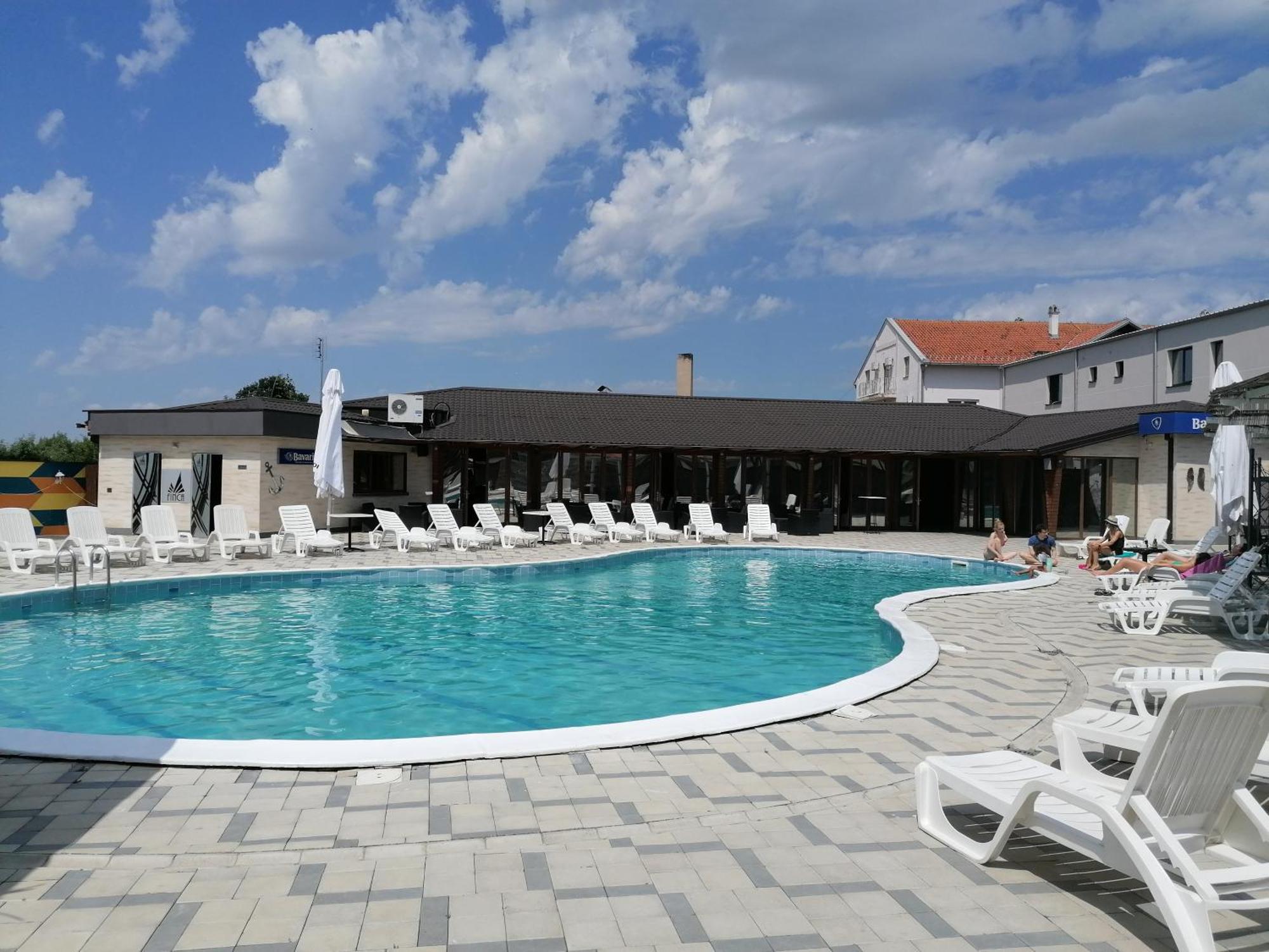 Hotel Euforia Lounge Šabac Esterno foto