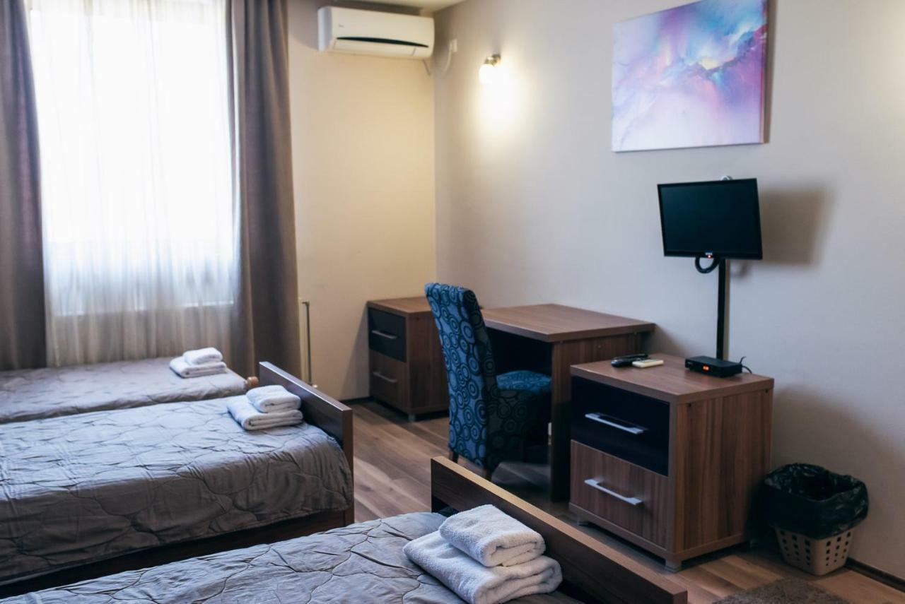 Hotel Euforia Lounge Šabac Esterno foto